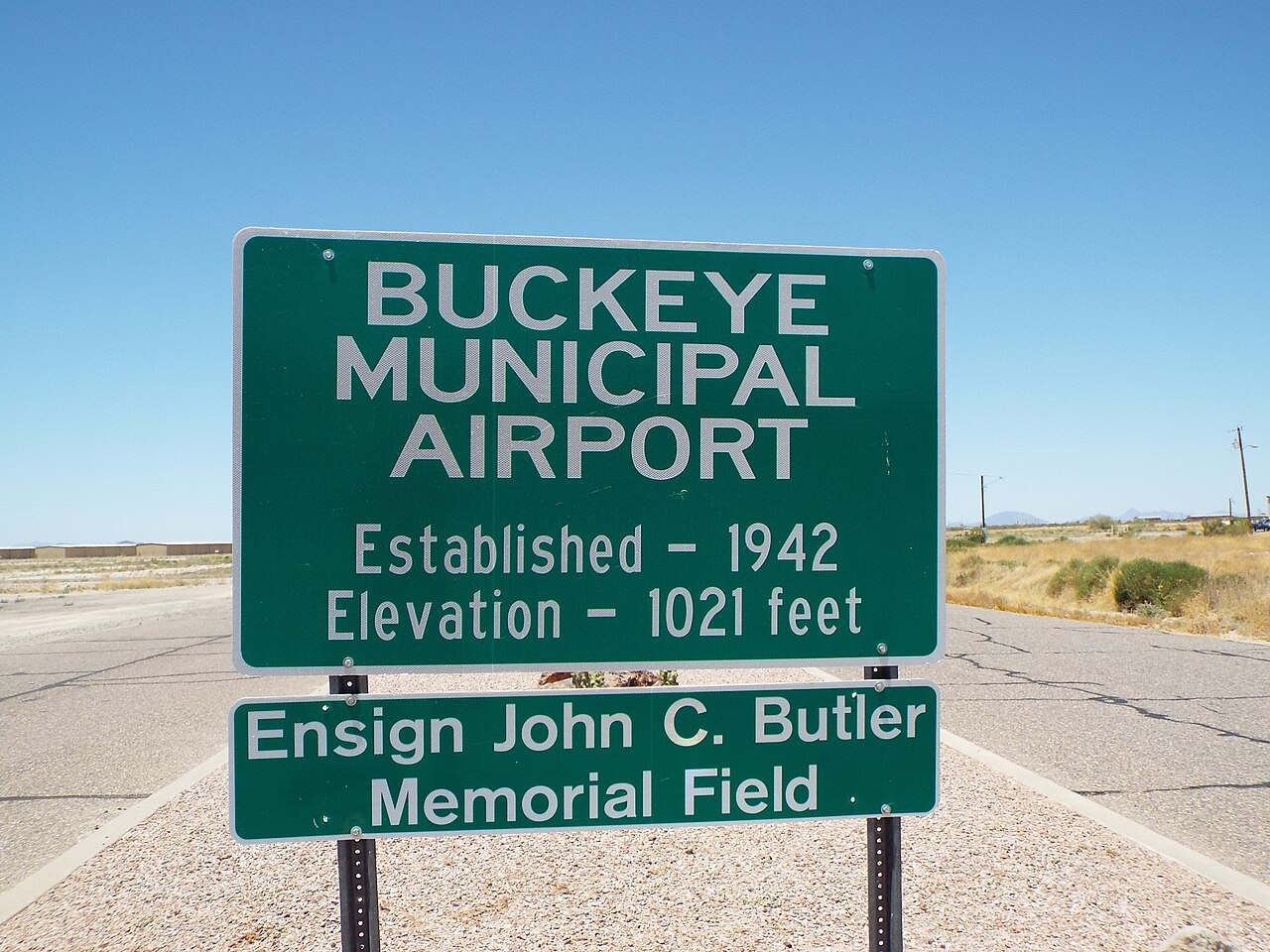 Buckeye starts airport-area plan for a major western growth zone